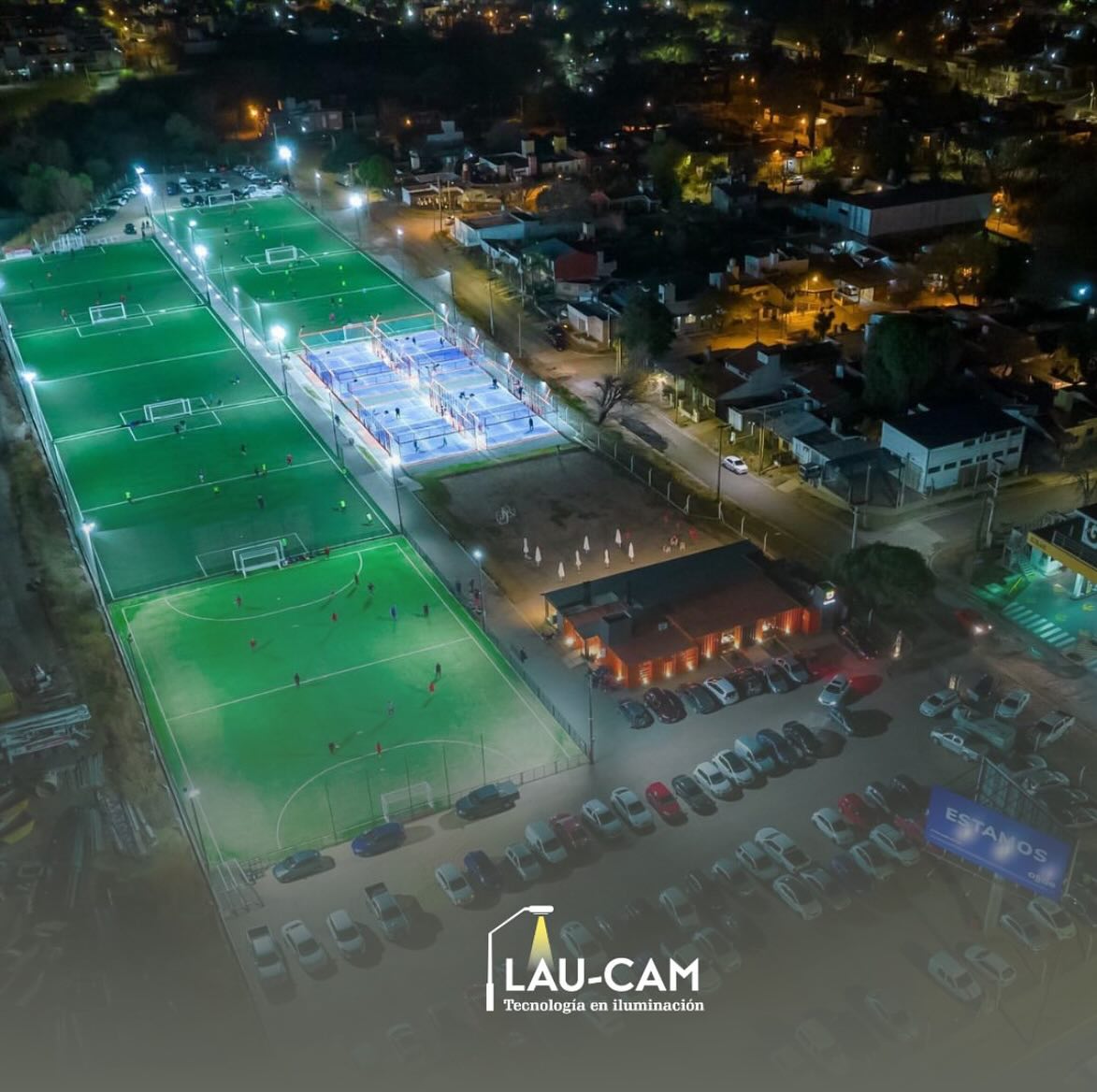 Complejo Deportivo Elenia - Iluminación LED nocturna